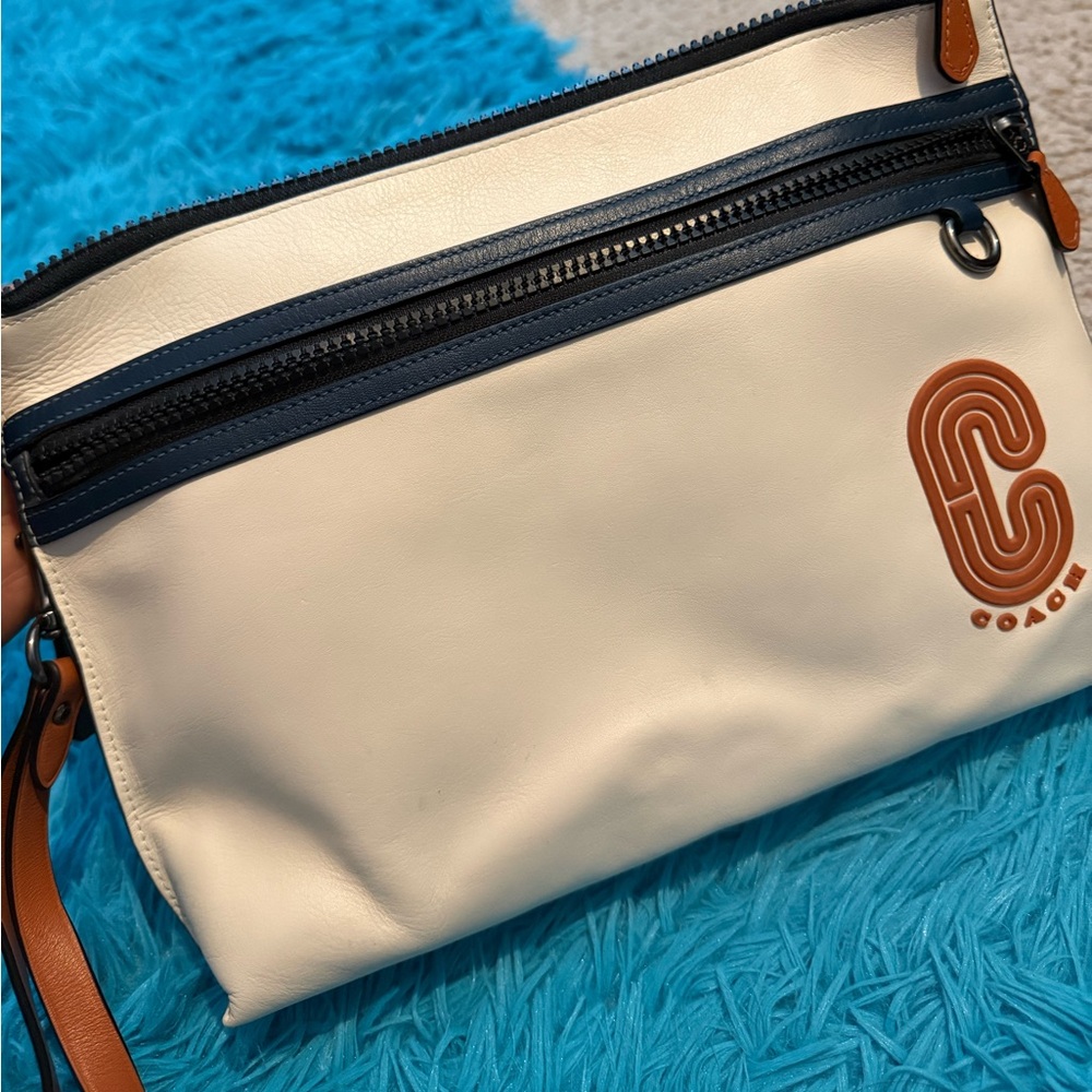 Coach Cream and Navy women pouch